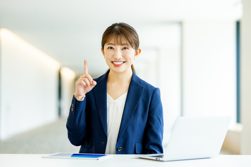 玄関にアクセントクロスを取り入れるなら 